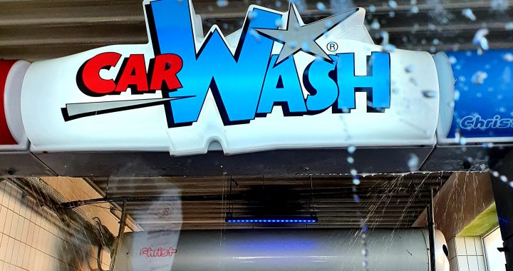 Waschanlage / Car Wash / Frühjahrsputz